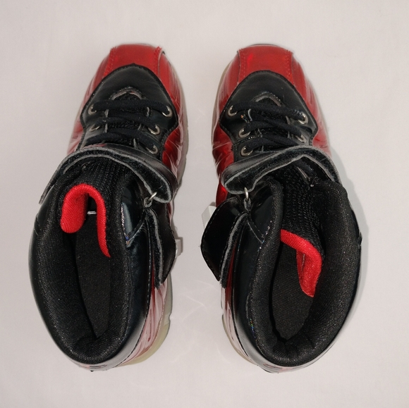 Sport LED Light-up USB Charging Retractable Wheeled Sneakers Sz. 3.5 - Picture 5 of 12